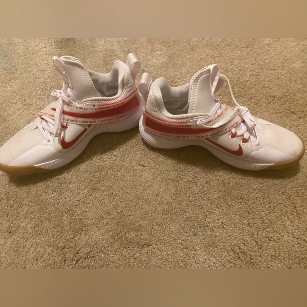 🏐‼️Nike Hyperset Volleyball Shoes Women’s Size 8.5‼️🏐Brand New
